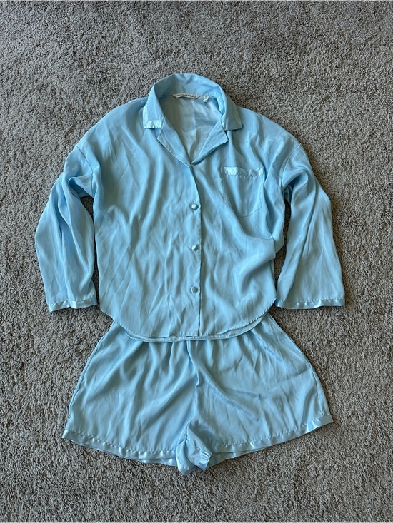 Victoria's Secret Other - Vintage Victoria’s Secret Satin Pajamas Set